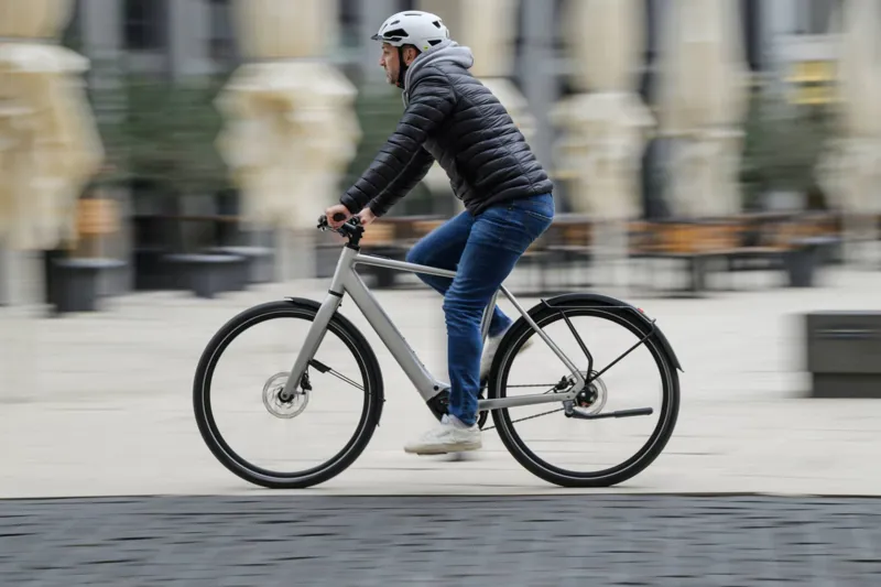 Cube Editor Hybrid SLX FE 400x Hybrid Bike In Grey-5
